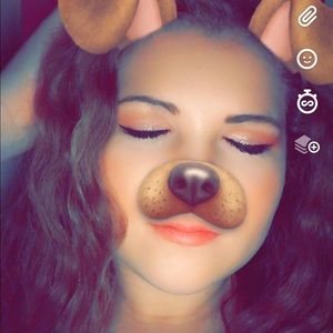 Meet your Posher, Alia